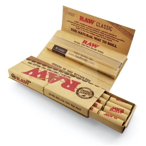 Raw Masterpiece Classic Rolling Paper with Re-Usable Pre-Rolled Tips
